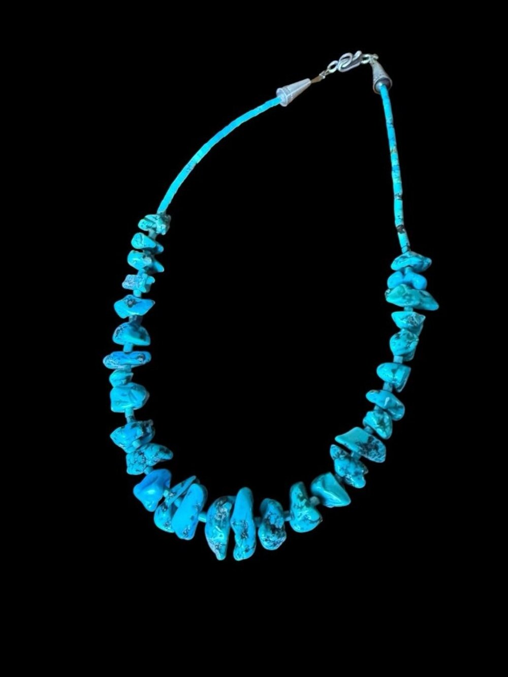 Vintage Native American Natural Turquoise Nugget Necklace Sterling Silver Cone